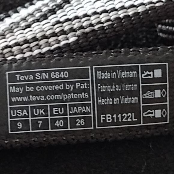 Teva EUC Olowahu Black Strappy Flip-Flops Sandals Women's 9 #6840 - Picture 6 of 7